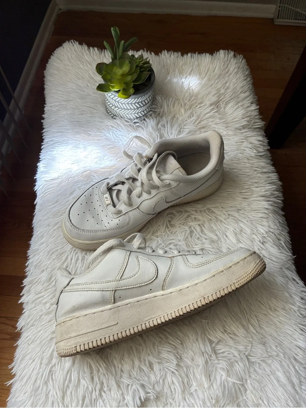 Nike Air Force 1 Low Sneakers 🤍